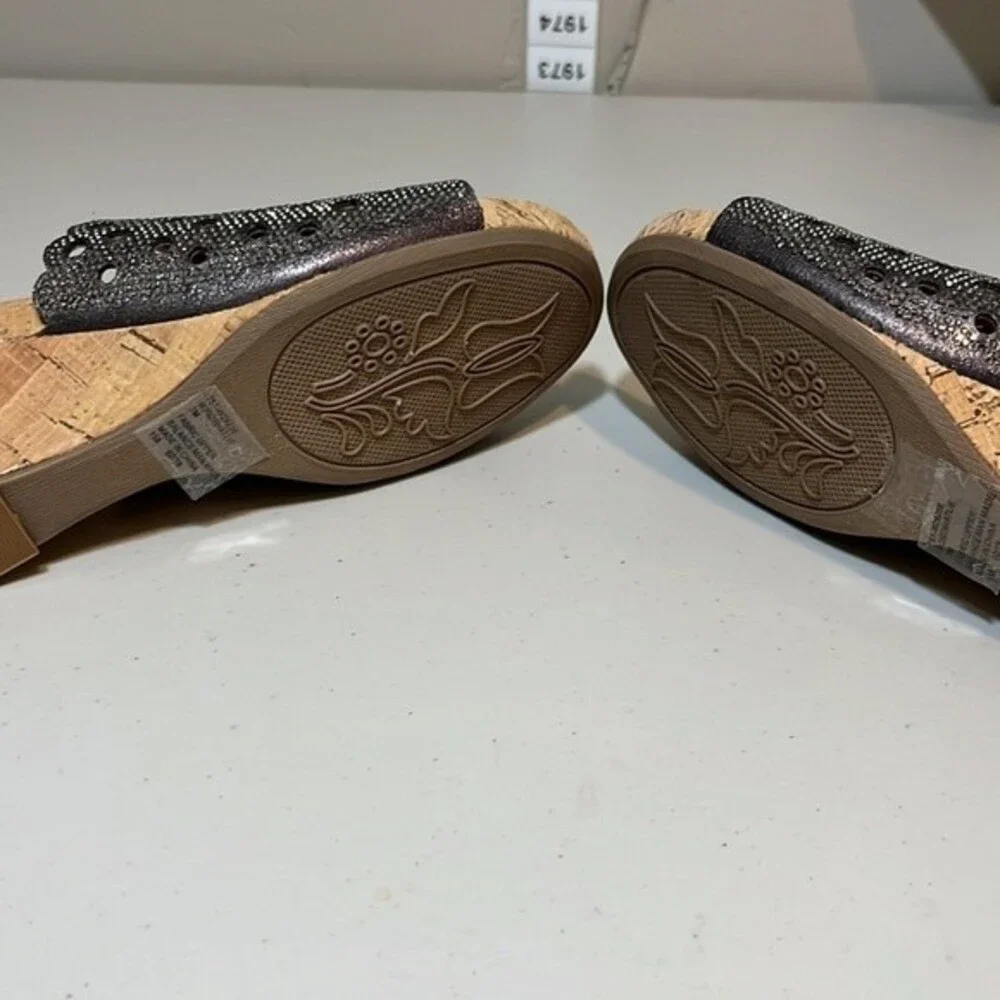 White Mountain Atlie Open Toe Cork Heel Wedge Metallic Brown 7M NEW WITHOUT BOX
